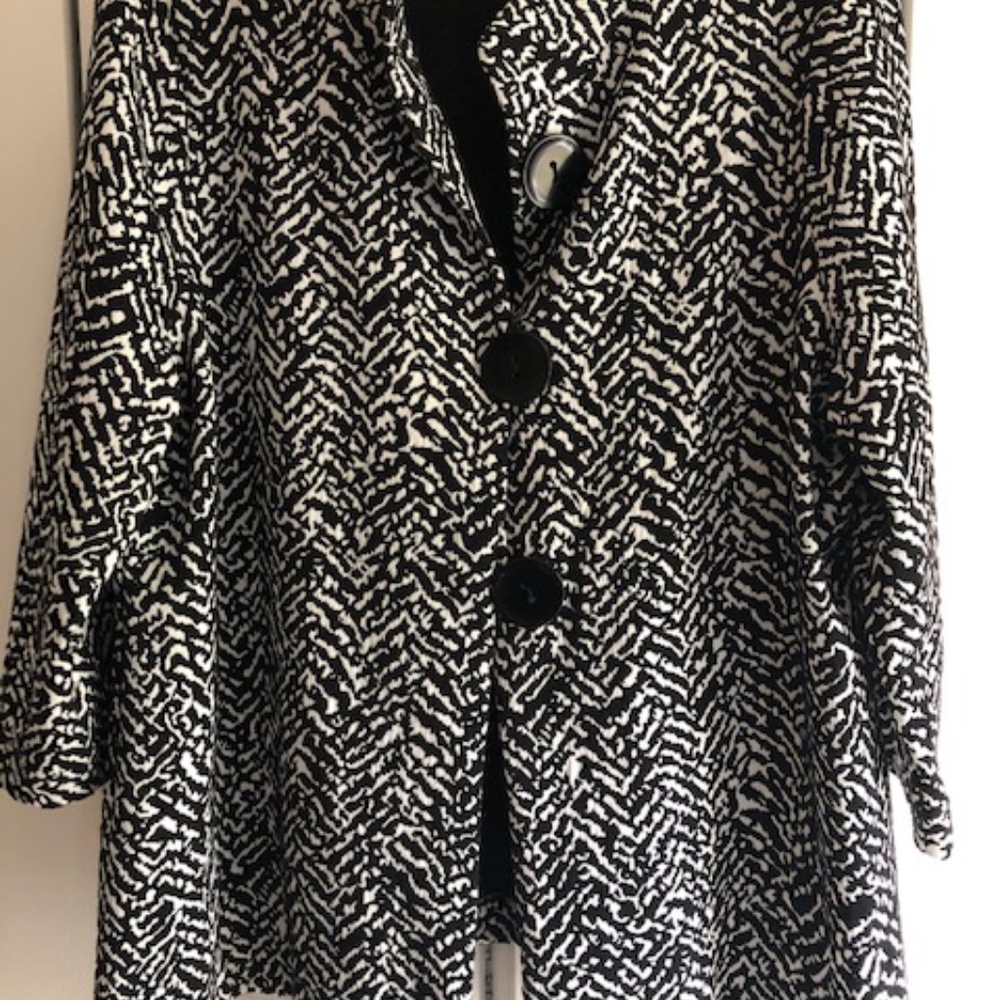 Black/White XL JM Knit Career Jacket